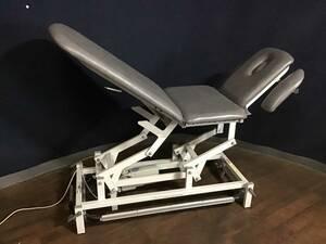 Seers Medical ST3569-115T-EPFS Power 3 Section Treatment Table